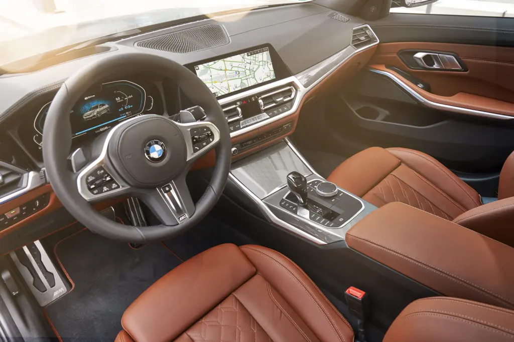 2022 BMW 320e 실구매가 모의견적 연비 실내 디자인 인테리어 총정리