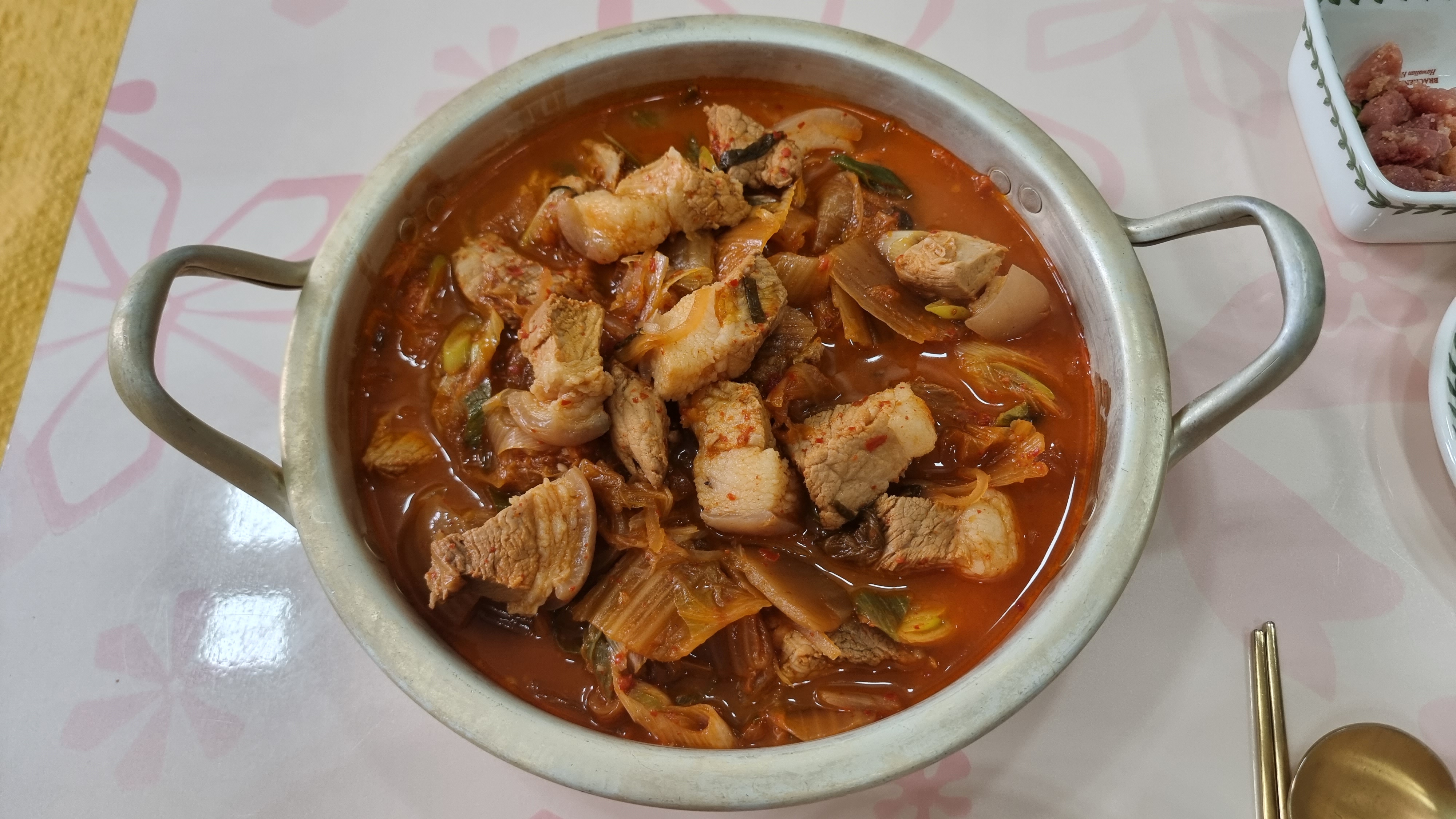 묵은지 김치찌개