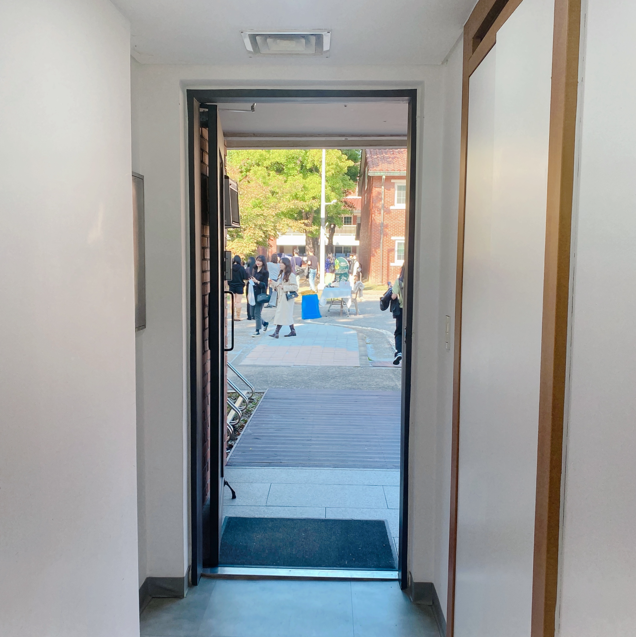 관람입구