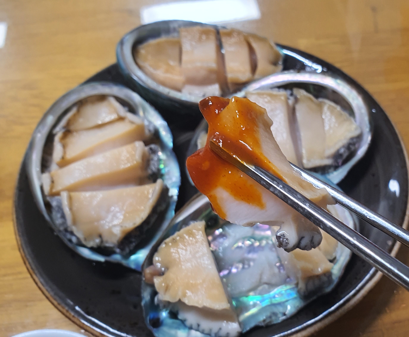  중복 삼계탕에 필수템 활 전복