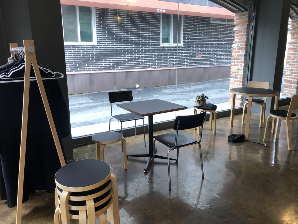 오픈주방 [전주 카페] 샘샘커피 분위기 24