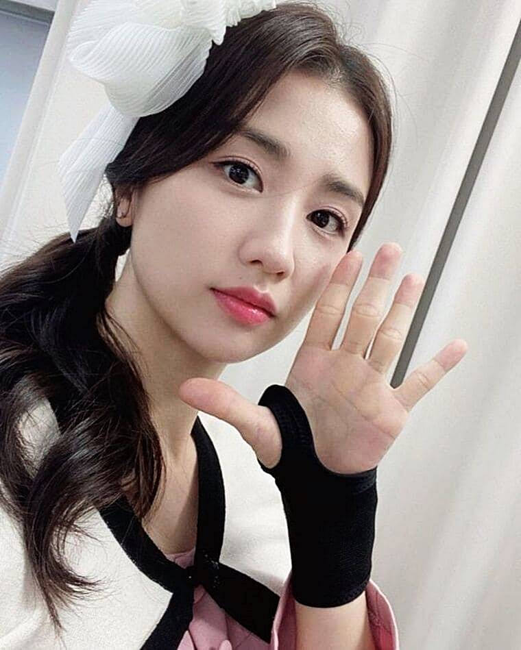 배우-박하선