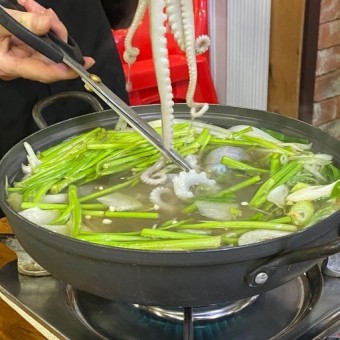 황칠나무 낙지연포탕 낙지볶음이