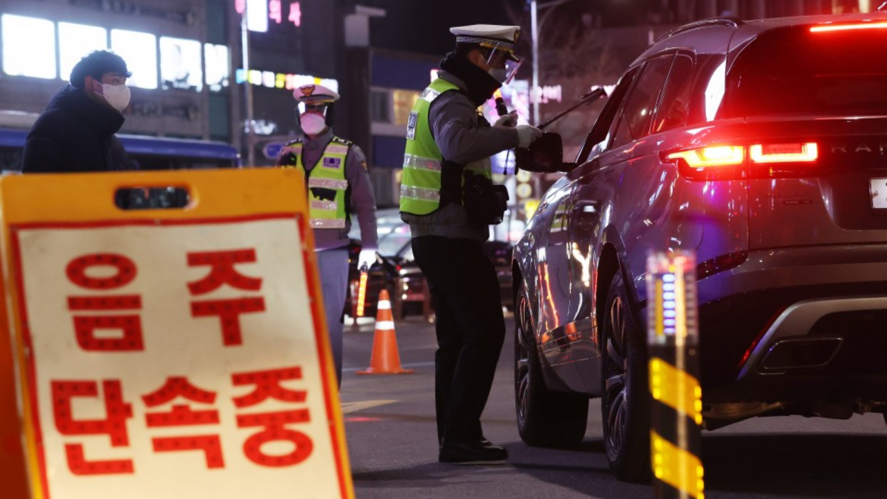  '술냄새 풀풀...' 음주 측정 거부하고 도망갔는데 무죄, 경찰의 '이것' 때문이라고