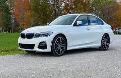 BMW 330i 사진