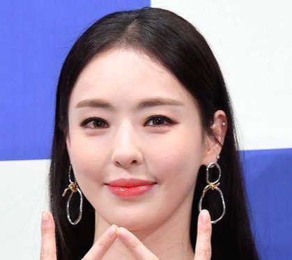  배우 이다희 과거 성형전 사진 화제