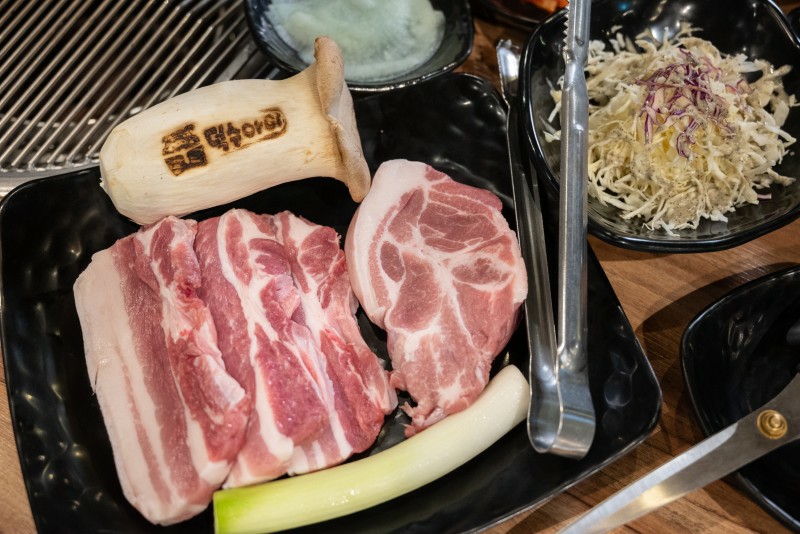덕수아이흑돼지 이미지