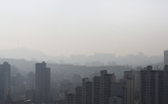  [1월3일오늘 날씨] 전국 미세먼지 ‘나쁨’…포근하지만 일교차 주의