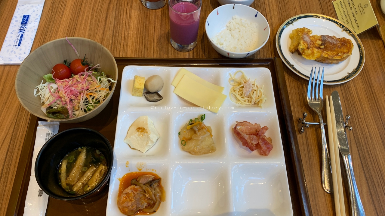 JAPAN-HOTEL-KOBE BAY SHERATON-BREAKFAST-DAY 1