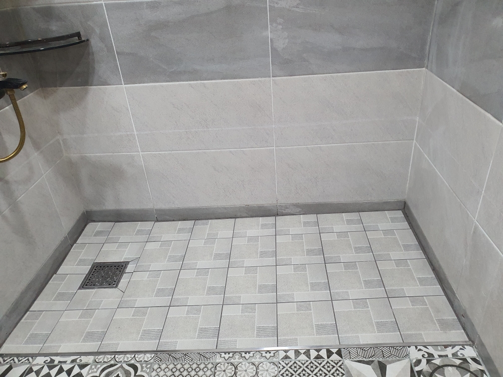 대전타일판매 직접공사 하는 8