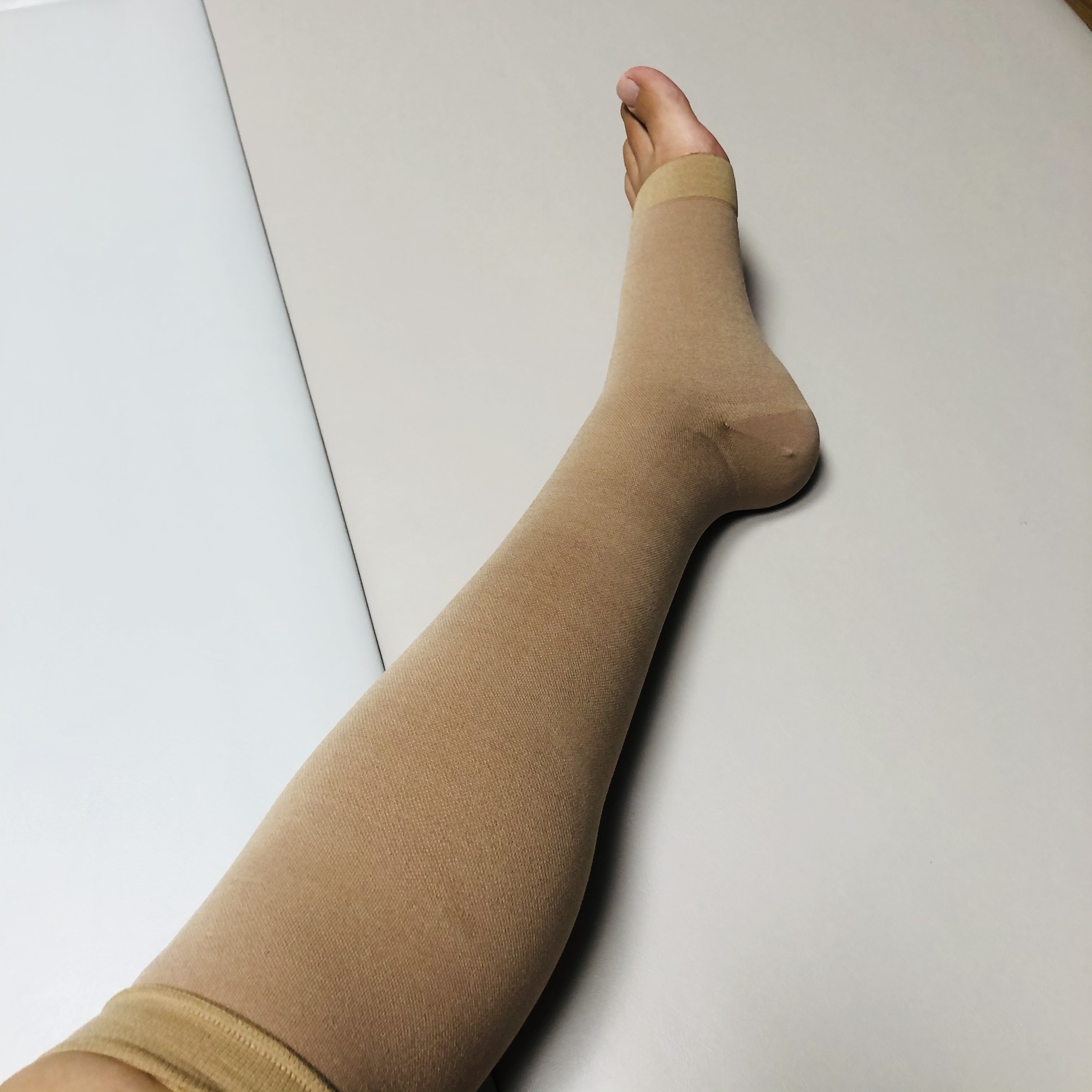 임신을 위한 의료용 압박 스타킹 및 밴드 처방 검토 4