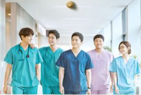  '슬의생2' 6월17일 첫방, 조정석・유연석・정경호・김대명・전미도, '99즈 추억 포스터' 공개