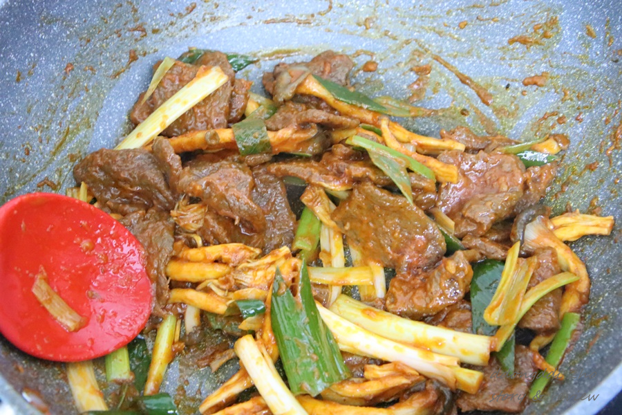 콩고기가 이렇게 맛있네! 고기대신 비건 제육볶음 15