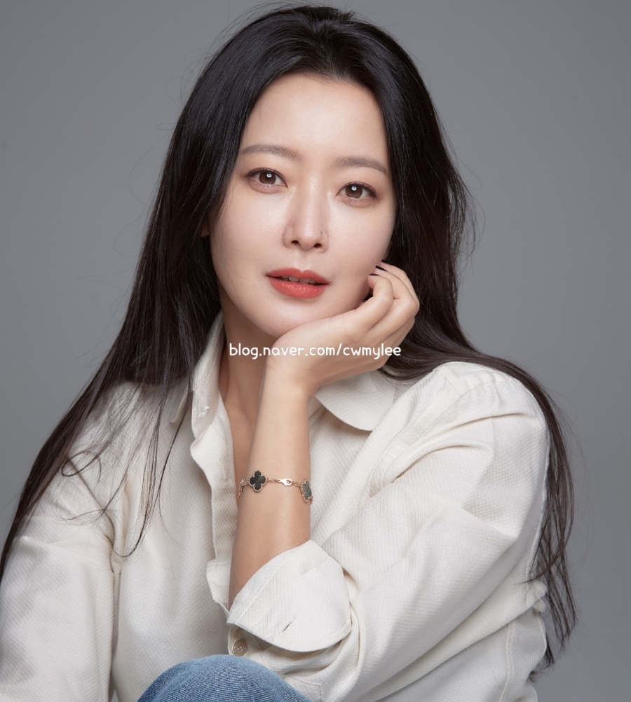 드라마 내일의 줄거리 배우 로운키 인스타 김희선 집의 위치 남편 박주영 나이 직업학력 프로필 혼혈 11