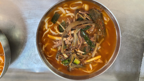 황기순의손칼국수&왕돈까스 안성공도점