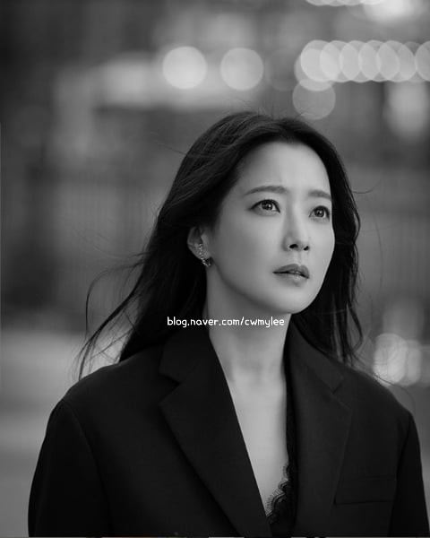 드라마 내일의 줄거리 배우 로운키 인스타 김희선 집의 위치 남편 박주영 나이 직업학력 프로필 혼혈 31