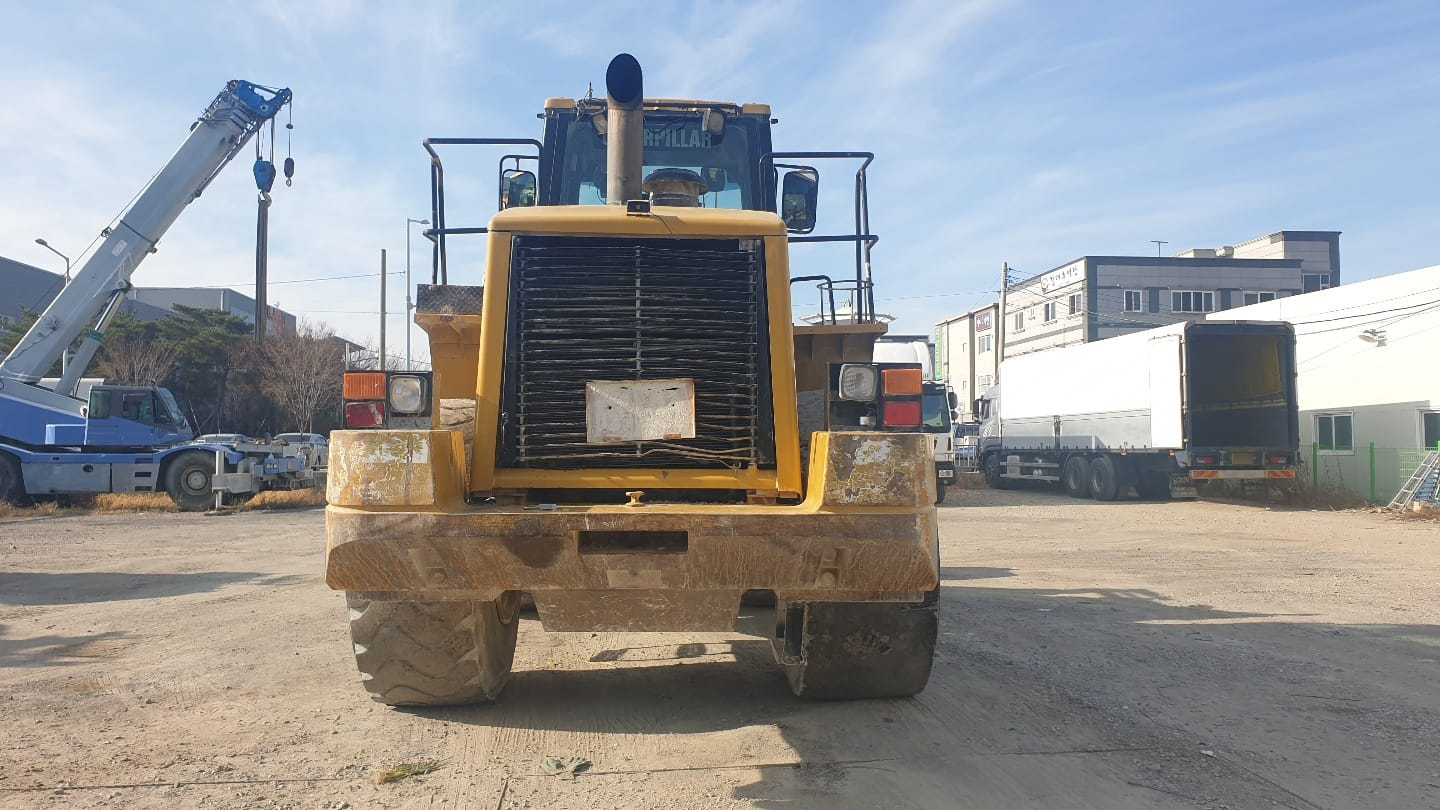  캐타필라 972G 2002년식 5500만원 판매합니다.