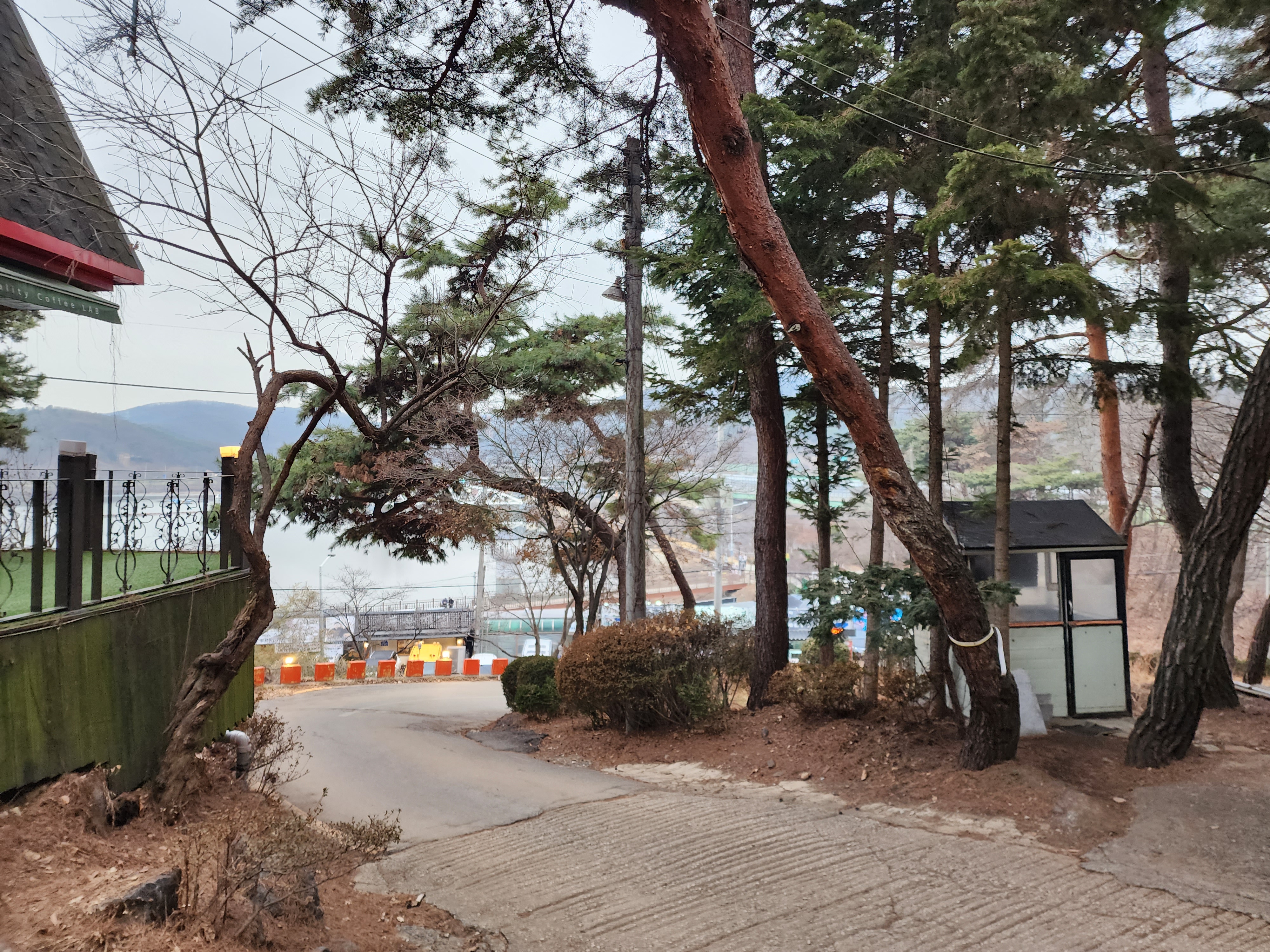 홍카페에서[2.18] 2