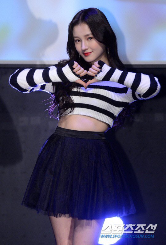 모모랜드 낸시 도촬 불법사진 유포한 범인이 한 짓들(+인스타 반응) 모모랜드 낸시 도촬 불법사진 유포한 범인이 한 짓들(+인스타 반응)