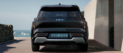EV9 전기차 후면부