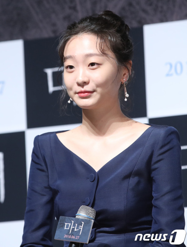 ì‹ ì‹œì•„ ë§ˆë…€2 ì—¬ì£¼ì¸ê³µ ìºìŠ¤íŒ…ëœ ì´ìœ  ê´'ê³ ì‚¬ì§„