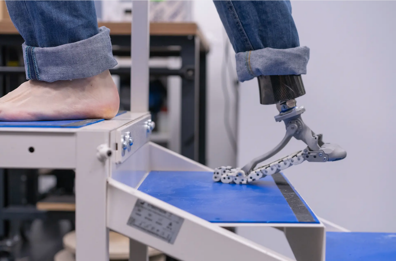 Screenshot 2024-07-13 at 23-41-42 Better-performing prosthetic foot replicates the bones of the real thing.png