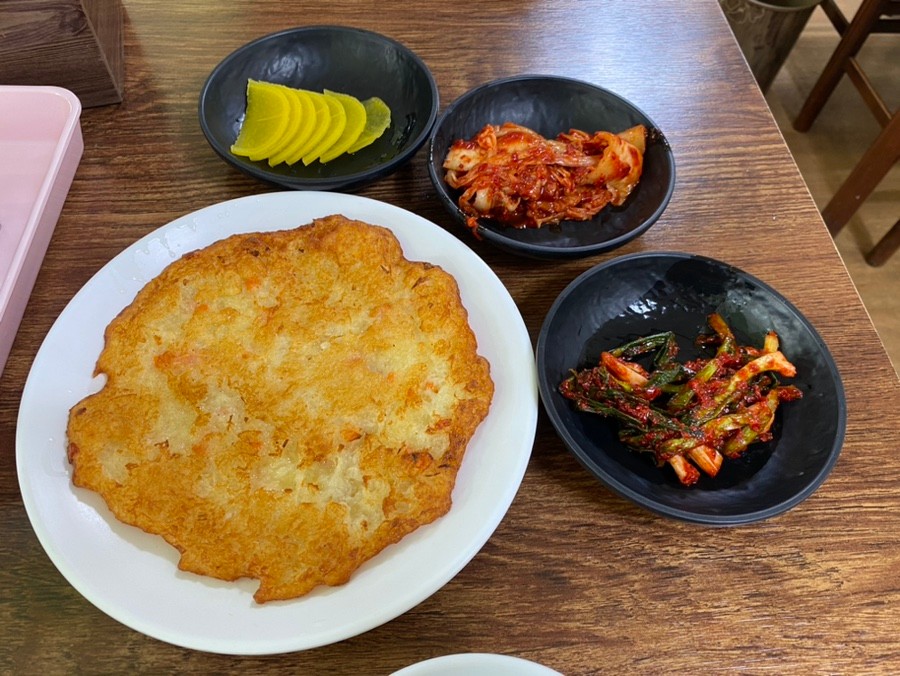 정성칼국수 이미지