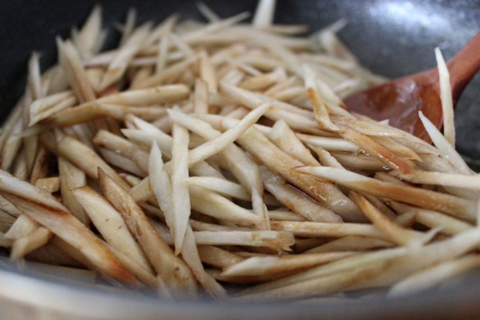 만물상 무생채 맛있게 하는법 +우엉조림 맛있게 18
