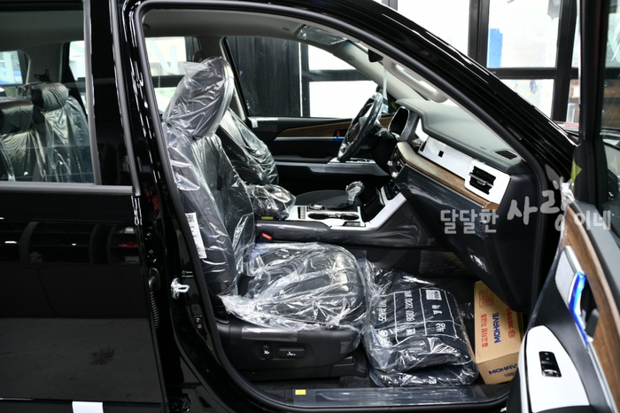 Majave the Master Platinum 7인승 실내가 압도적입니다. 29