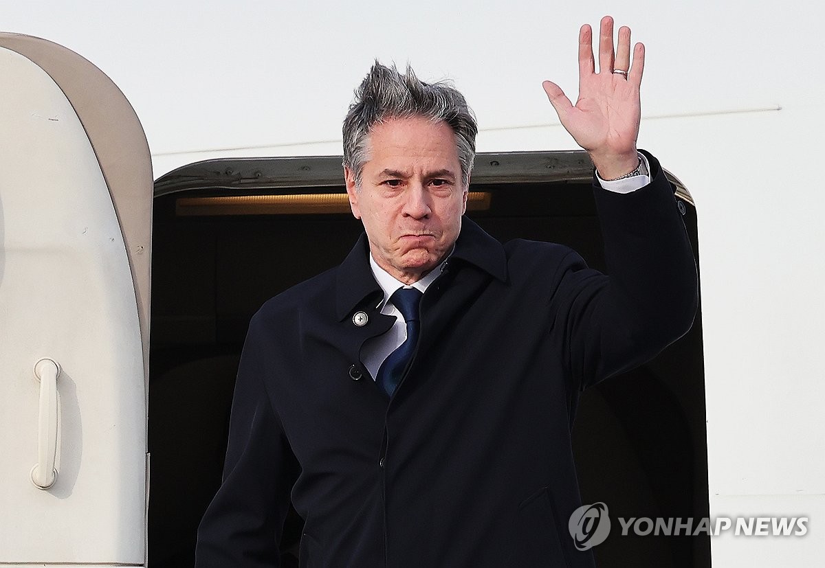  블링컨, 한국 도착 민주주의 회의