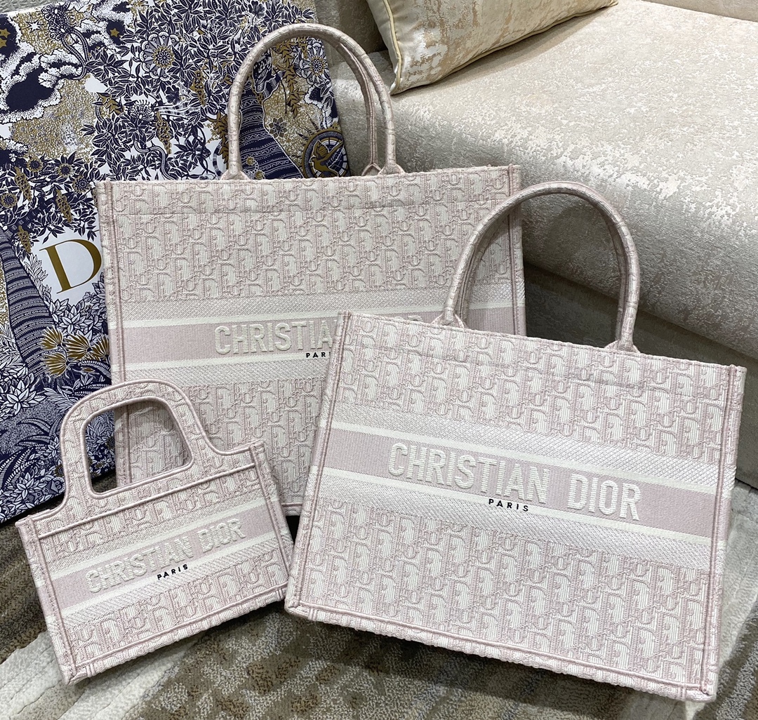  [DIOR] 디올 북 토트백 M1296ZRIW (3 SIZE)