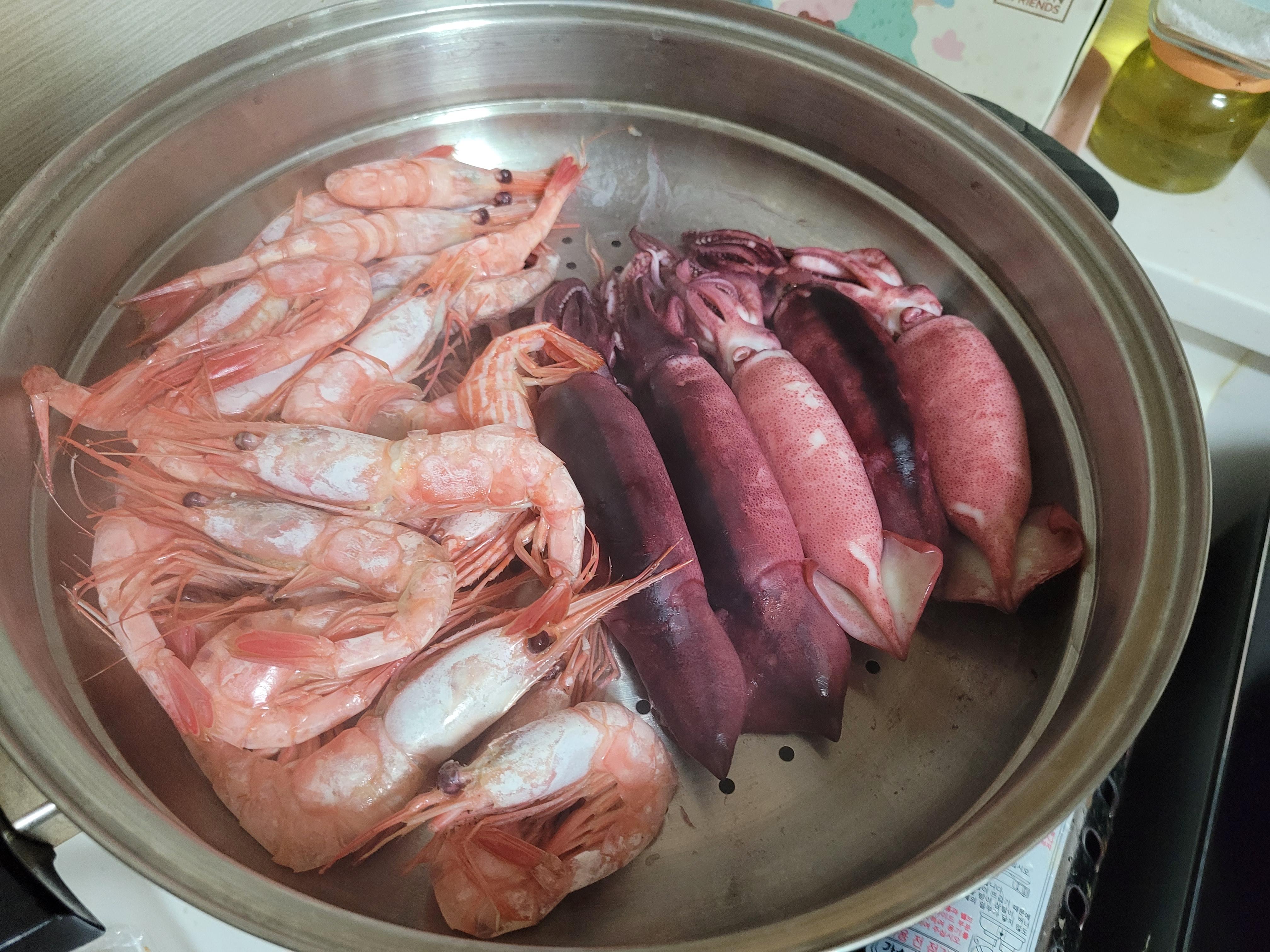  포항 죽도시장 후기_ 포항 붉은색 새우, 총알오징어 찜 해먹기(가격 정보, 주차 팁 공유)