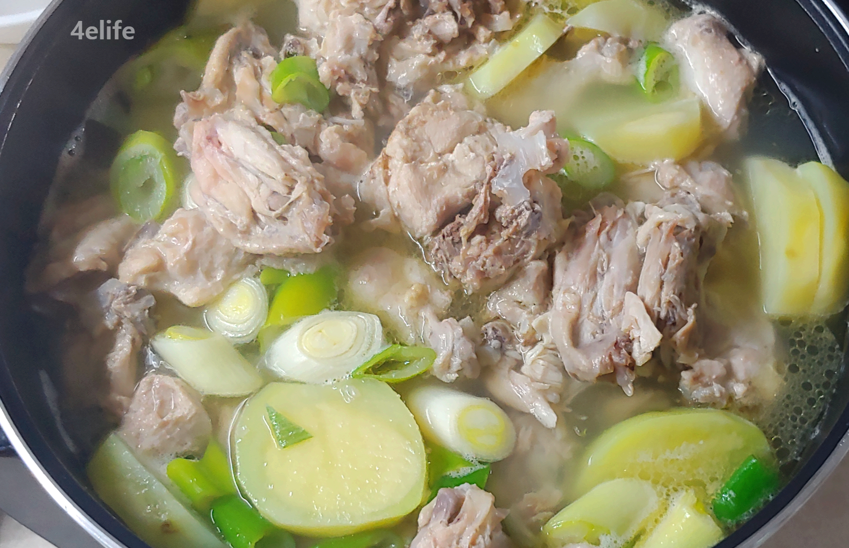  [요리] 여름철 보양식 닭한마리 칼국수