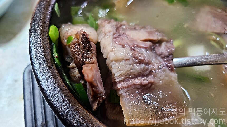 안산식당-소머리국밥-고기건더기-2