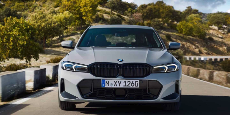 BMW 3시리즈 2차 페이스리프트 출시예정 국내는?