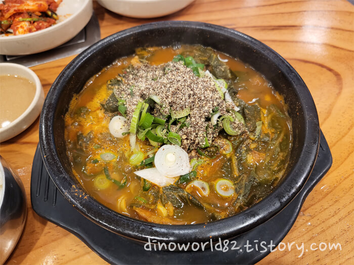  조마루 감자탕 뼈다귀 해장국은 언제나 진리