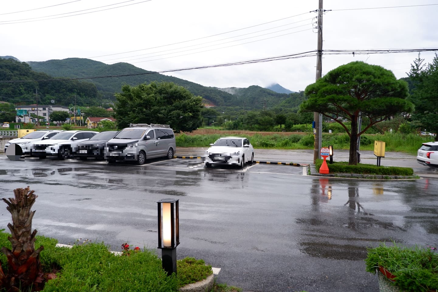 펠리시아 주차공간