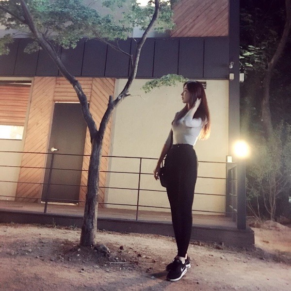  진달래 아나운서 사진 모음