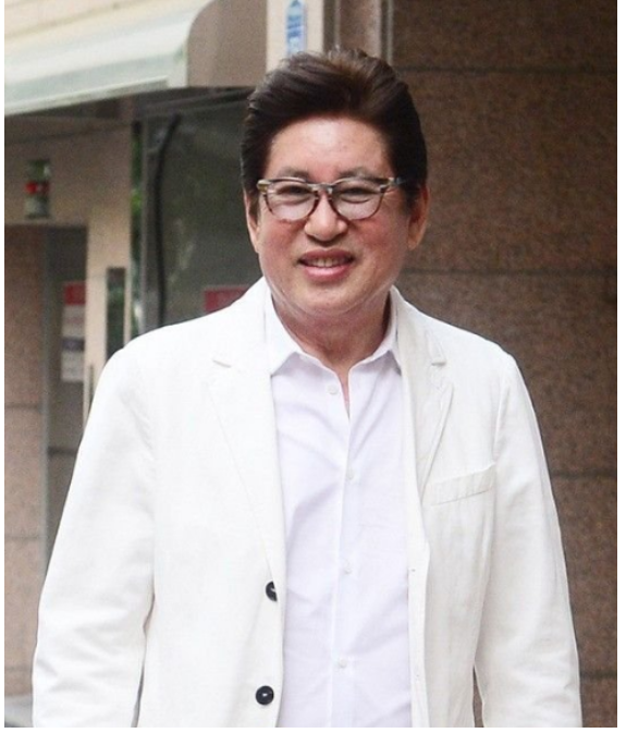  "내 호적에 올리겠다 "김용건 연인 A씨와 화해  하정우 동생 생겼다 43살 어린 동생