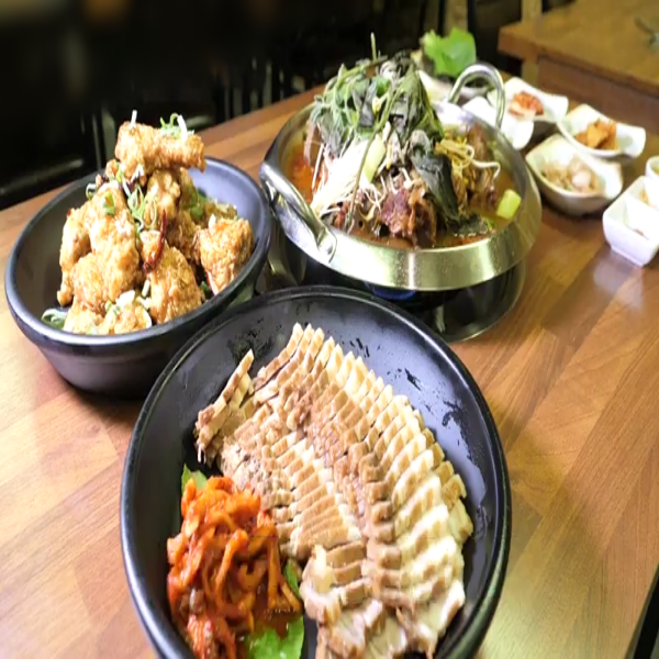  역삼 한판대령 생방송 오늘저녁 단돈 9,900원 무한리필 감자탕+보쌈 서비스 + 치킨 통닭 무한리필