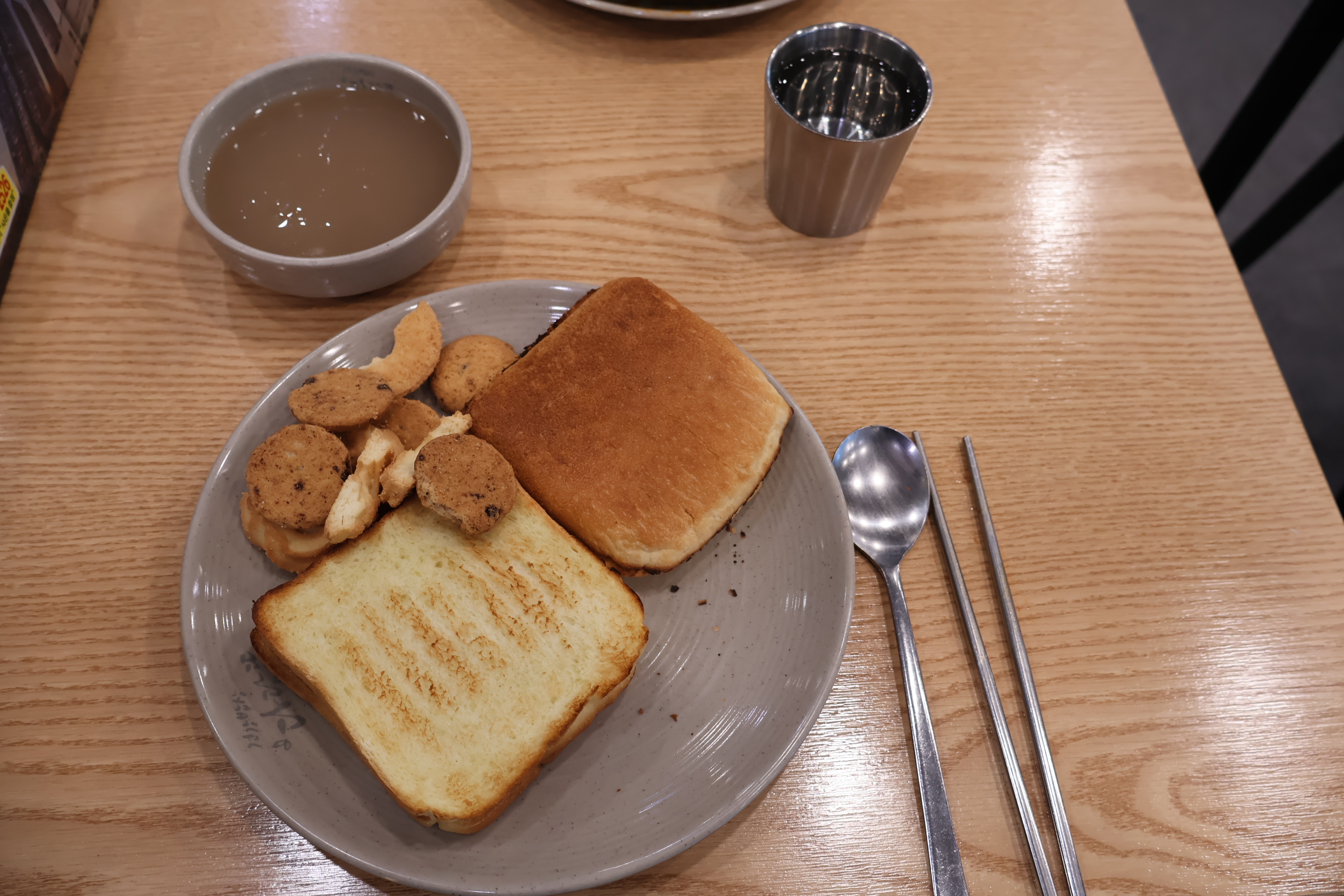 다담뜰 한식뷔페 이미지