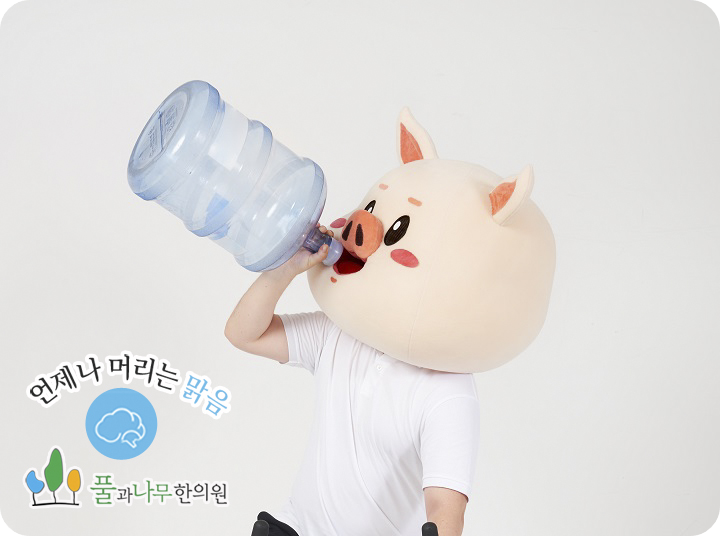  물 많이 마시면 두통 적당한 게 좋아요