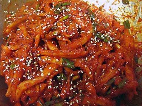 2월 제철 반찬 : 새콤달콤 더덕무침 맛있게 만드는 법 4. 더덕 무침 완성