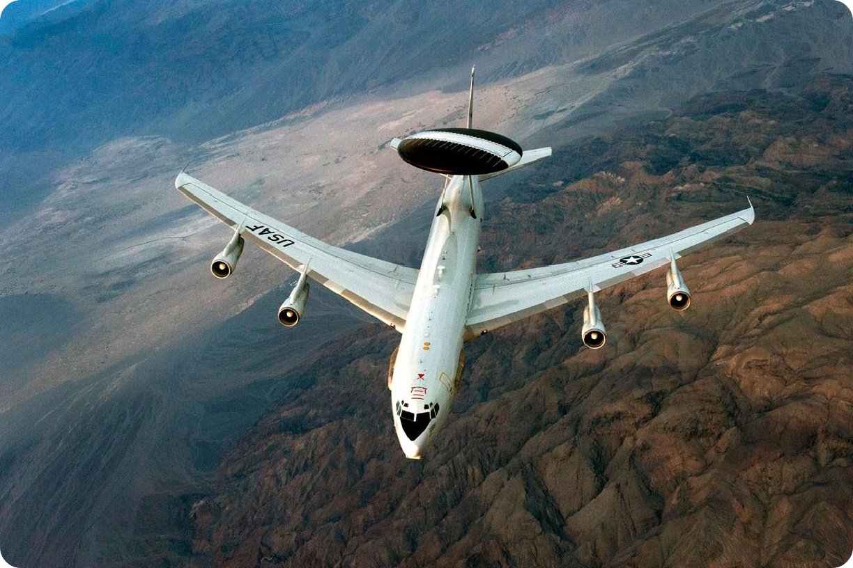 미 공군의 E-3 Sentry AWACS 항공기 모습