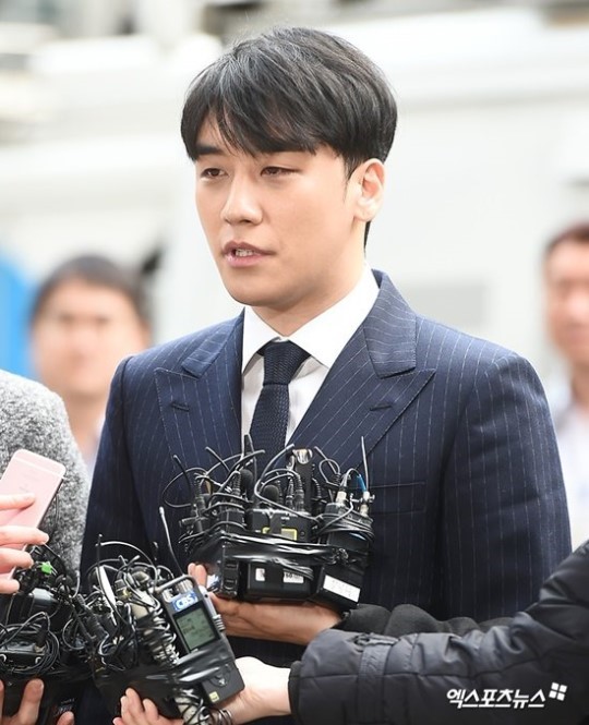 '군인' 승리, 육군 지상작전사령부서 재판받는다…성매매알선 등 총 8개 혐의 [종합]