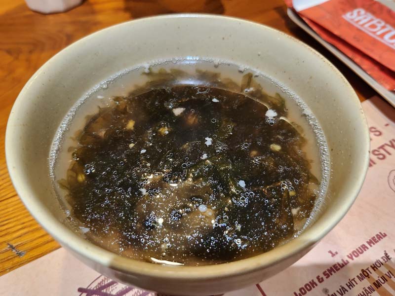 호치민여행_호치민맛집_5군_깔끔한껌승식당_껌땀사비쯔응_미역국