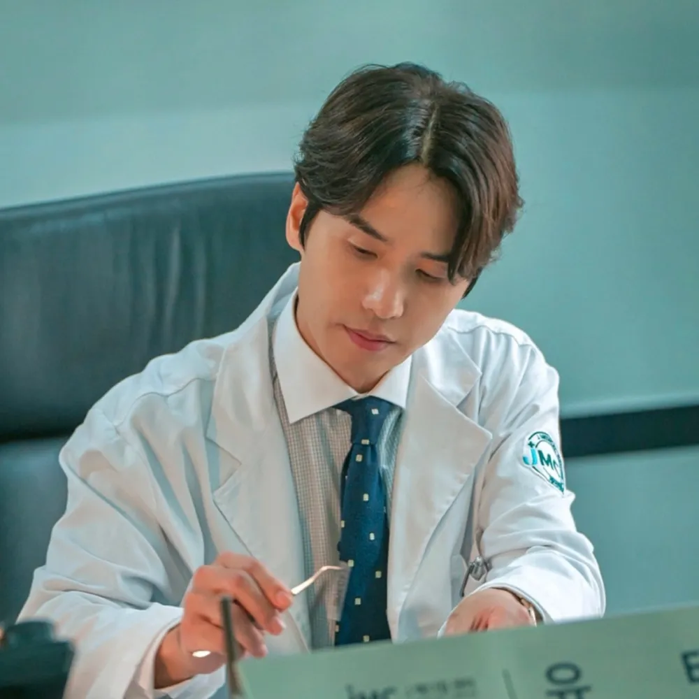  무료보기 웹툰 원작 인물관계 관전포인트