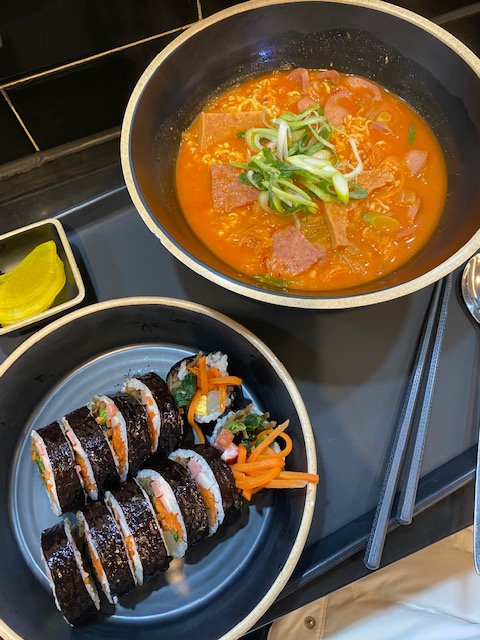  일산 그랜드 지하 푸드코트 방배김밥 실하네용!
