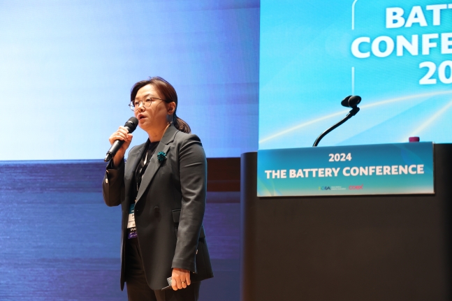 고주영 삼성SDI 부사장이 7일 배터리컨퍼런스에서 발표를 하고 있다.