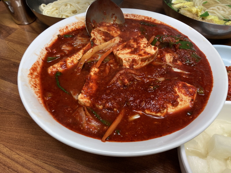 대전-광천식당-두부두루치기-칼국수